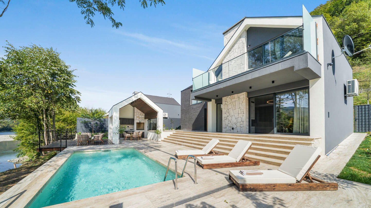 Riverfront Villas (1)