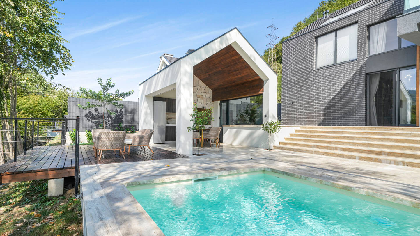 Riverfront Villas (2)