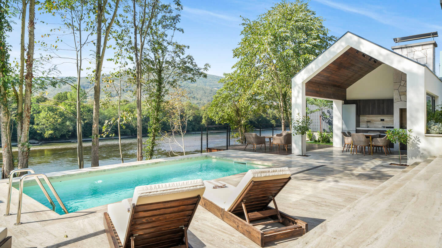 Riverfront Villas (7)